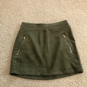Mid Thigh Green Skirt-Forever 21